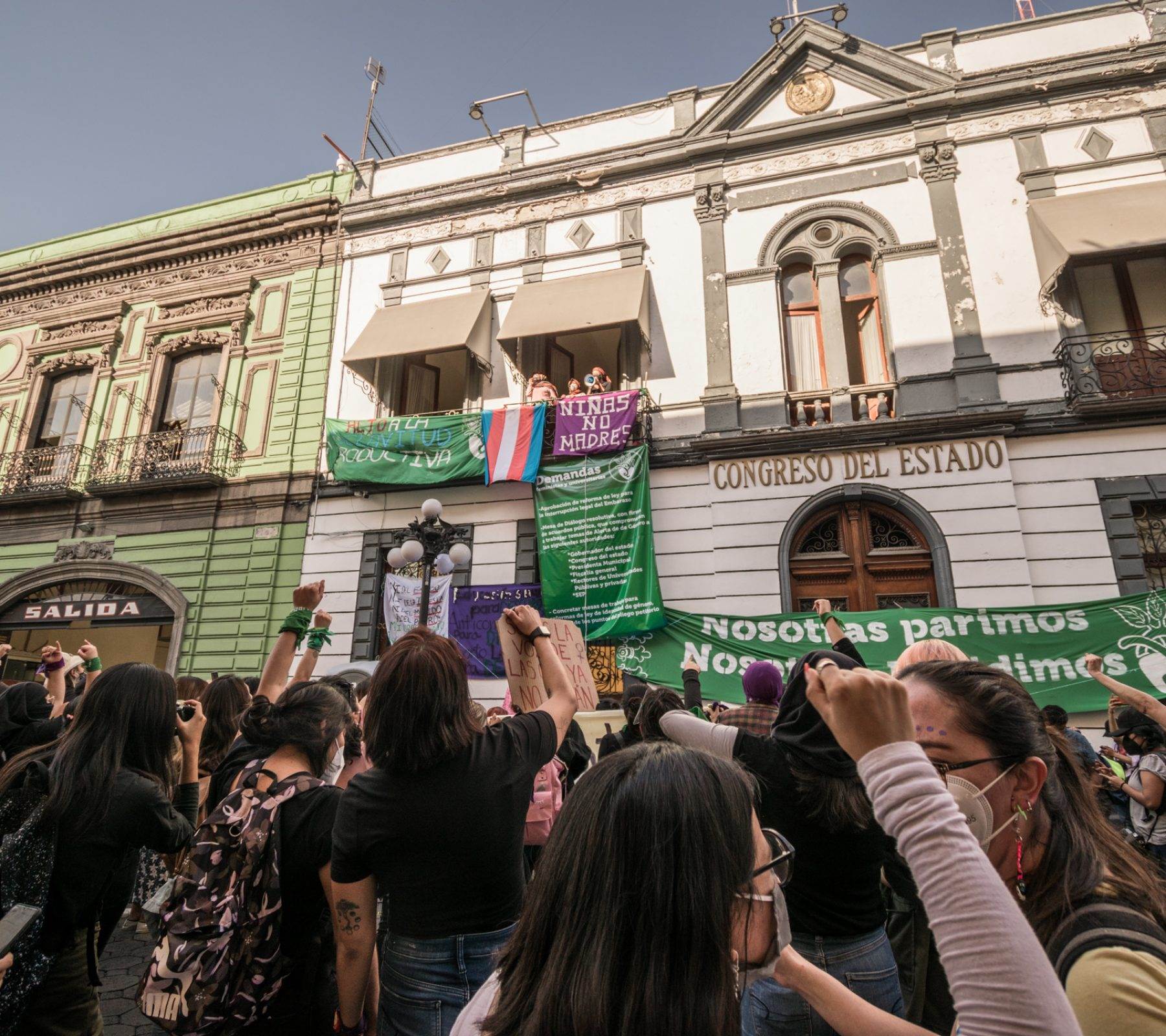 La toma pacífica del Congreso de Puebla duró 25 días,   forma pacífica la sede legislativa durante 25 días, entre mediados de noviembre y diciembre del año pasado. Fotografía: Daniel Chazari.