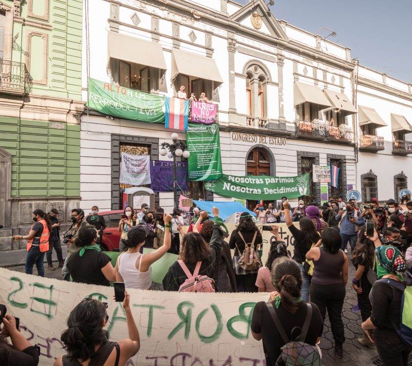 Una mirada a la toma feminista del Congreso de Puebla