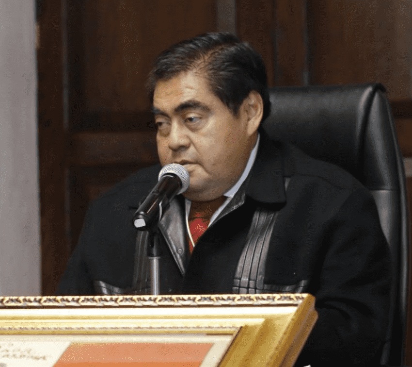 Por bloqueo a medios, Artículo 19 pide queja vs gobernador de Puebla