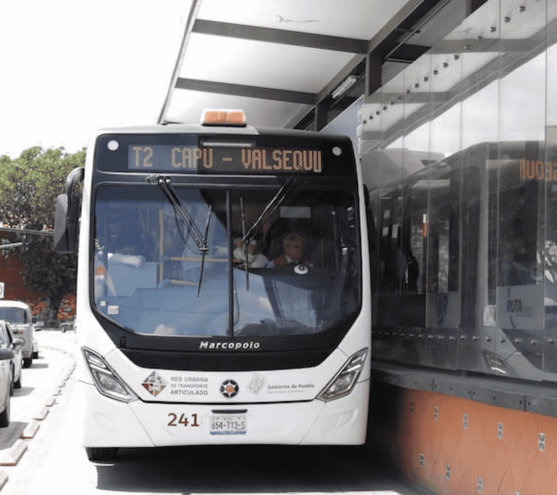 Levantar restricciones en horarios del transporte en Puebla