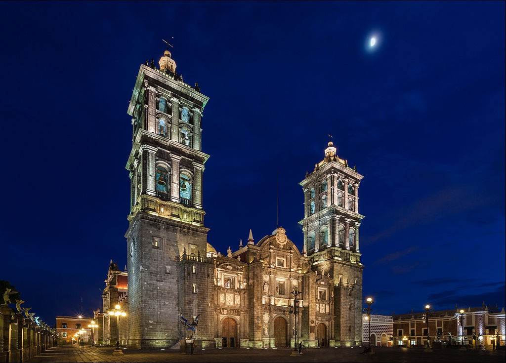 Catedral de Puebla, uno de los templos de Puebla más conocidos.