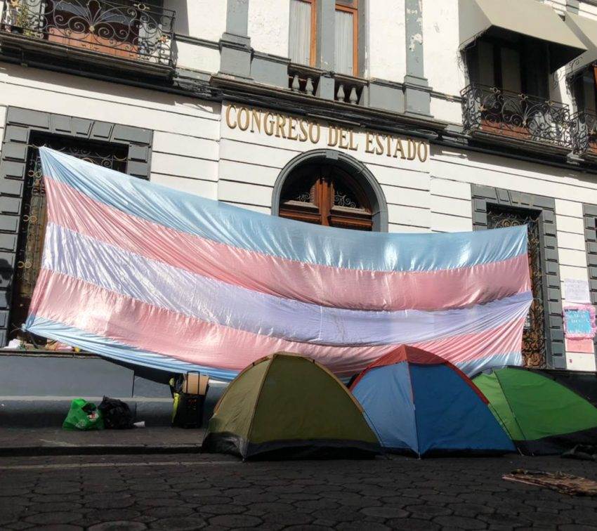 Congreso rompe acuerdos con feministas y retrasa Ley Agnes