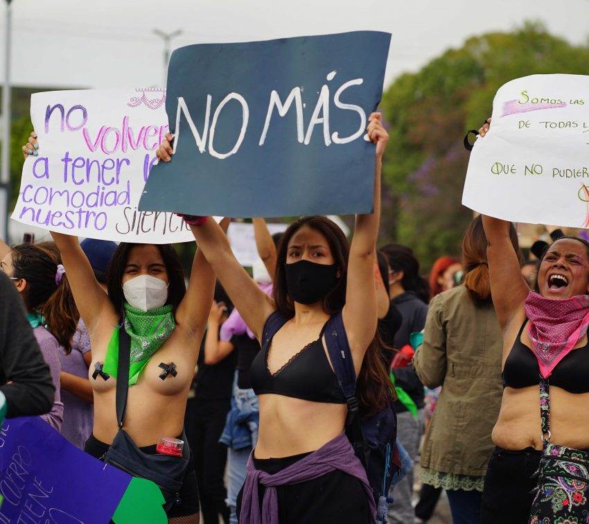 Consuma Congreso de Puebla criminalización contra protestas feministas