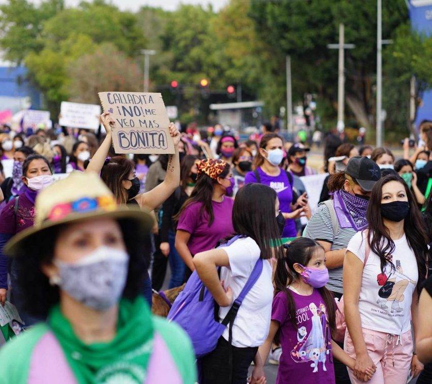 Organizaciones exigen que cese criminalización de feministas en Puebla