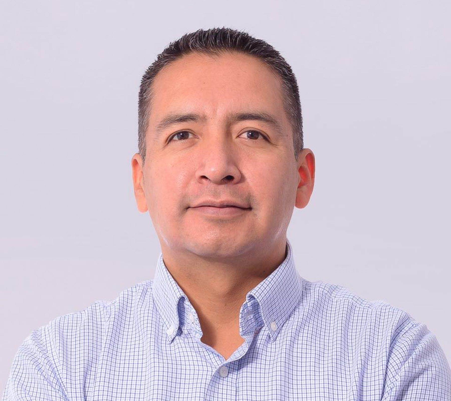 Fotografía del candidato a la presidencia municipal de San Andrés Cholula. 