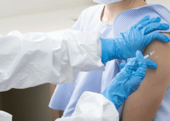 Así será la jornada de vacunación a maestros de Puebla