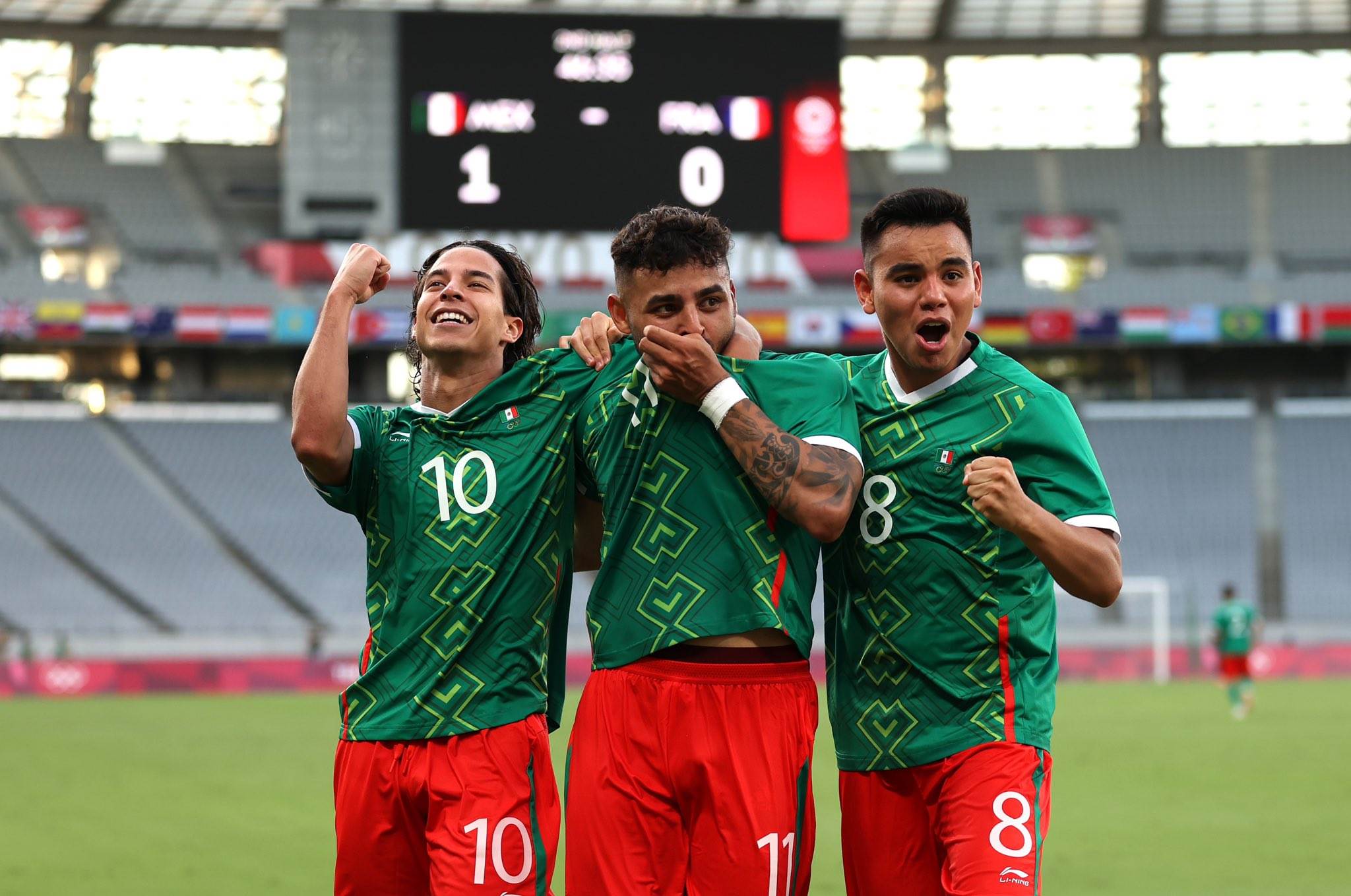 En su primer partido, México aplastó con marcador de 4-1 a la selección de Francia. Así inició el camino de la Selección Mexicana para conseguir su segunda medalla en los Juegos Olímpicos.