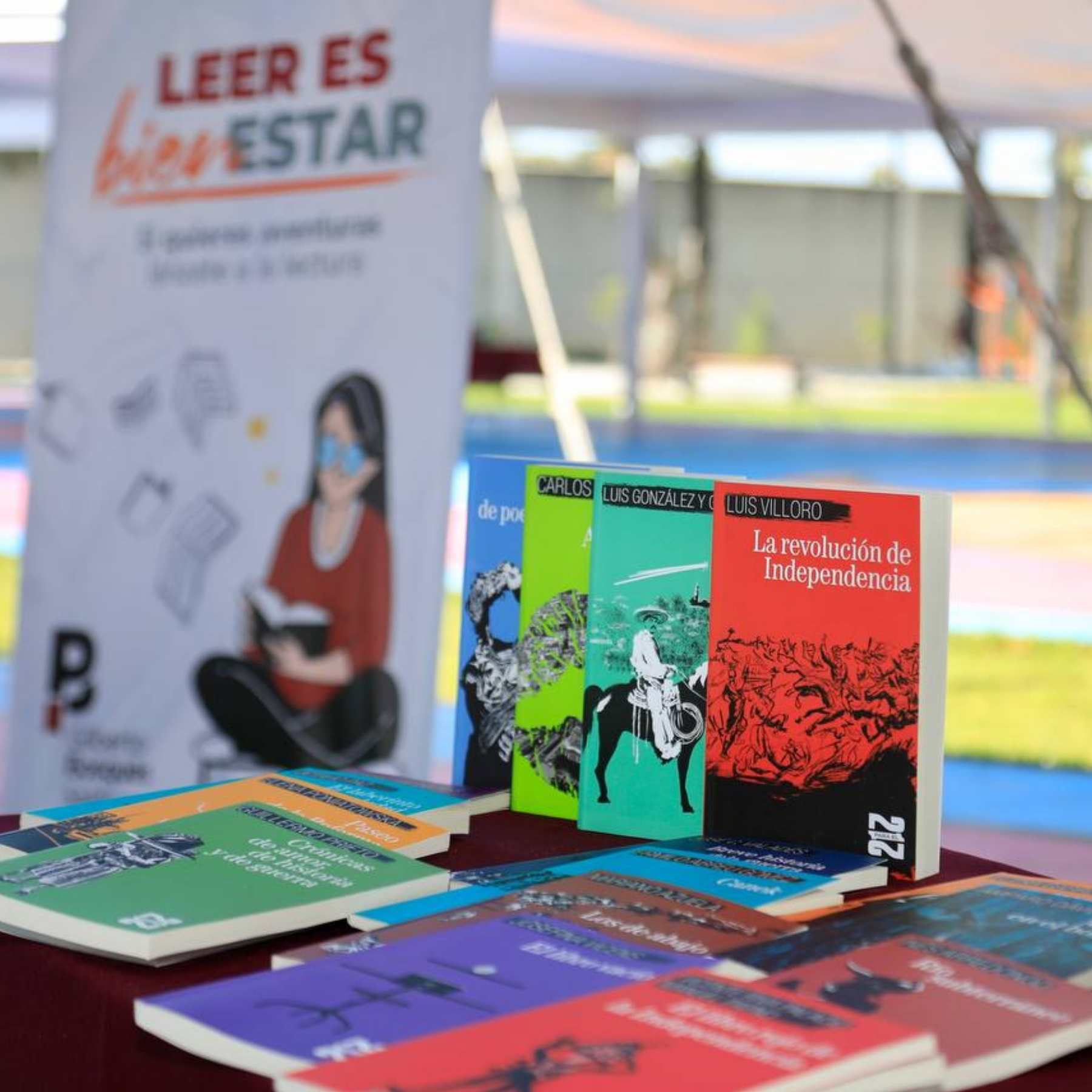 Arranca en Puebla distribución de libros del FCE
